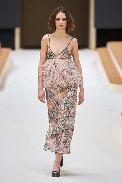 Look 35